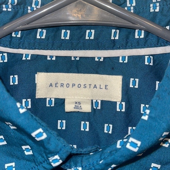 NWOT-Aeropostale Button Down Men Shirt - Picture 5 of 6